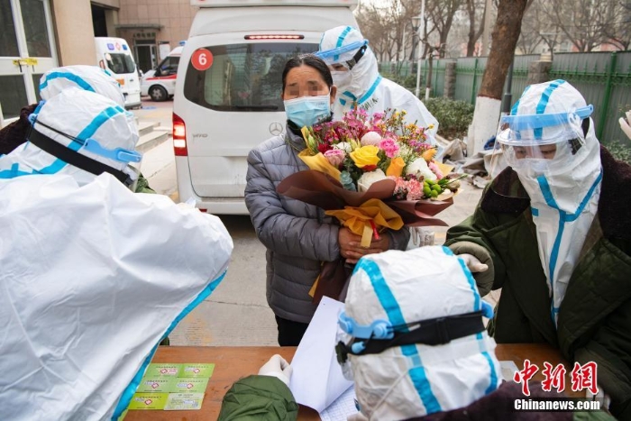 河北本轮疫情首批确诊患者治愈出院 转入康复观察