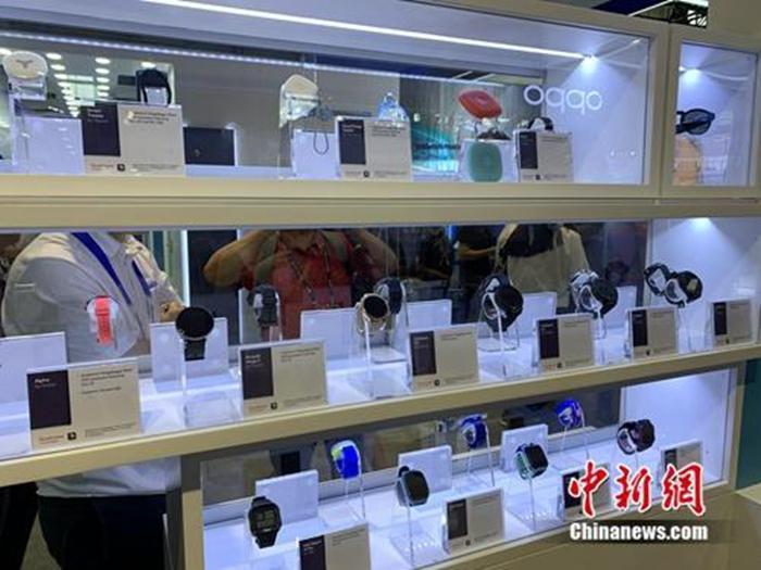 资料图：5G终端产品展示。<a target='_blank' href='http://www.chinanews.com/' >中新网</a> 吴涛 摄