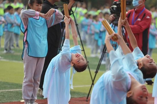 五好小伙伴 快乐动起来 海淀区第四实验小学全员运动会胜利召开