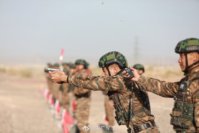 帥!組圖一睹武警特戰尖兵射擊訓練風采 - 大陸軍事 - 華夏經緯網