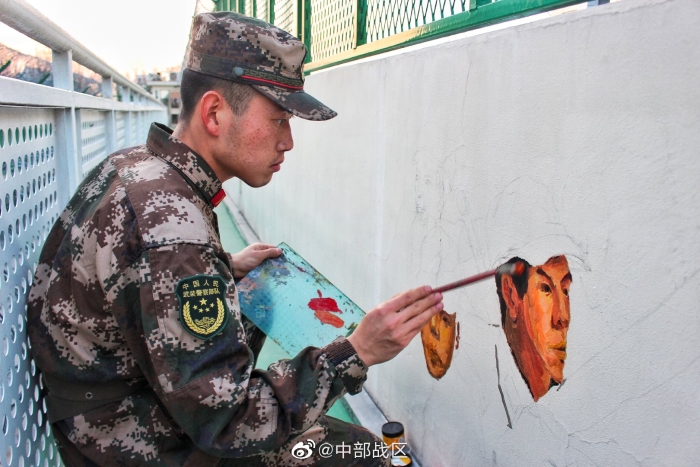 武警墙绘图片