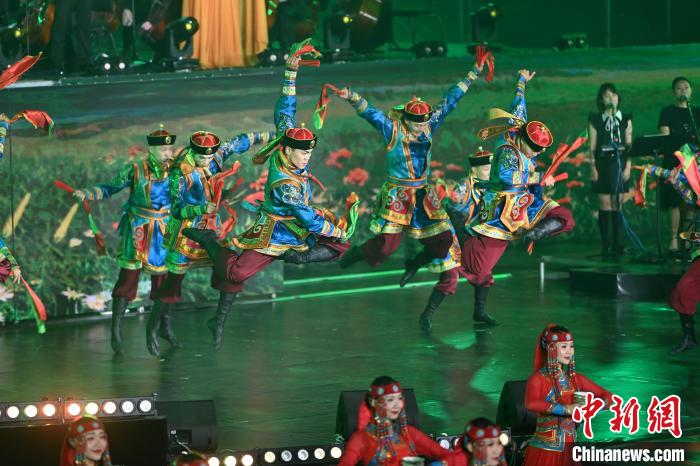 第十九届中国·内蒙古草原文化节启幕