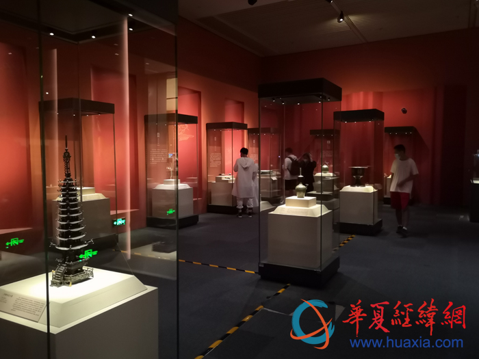 东方吉金---中韩日古代青铜器展