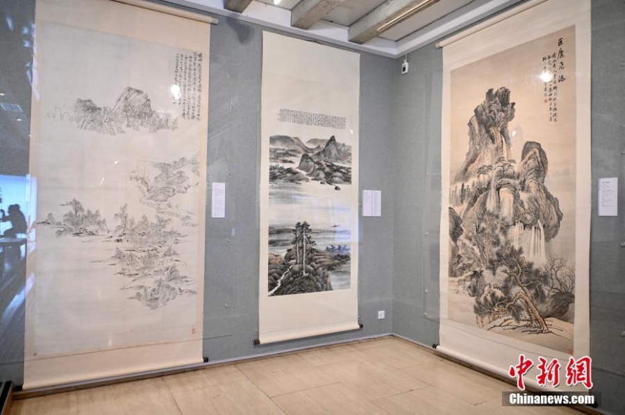 香港中大文物馆展出逾40件“山川巨构”山水画