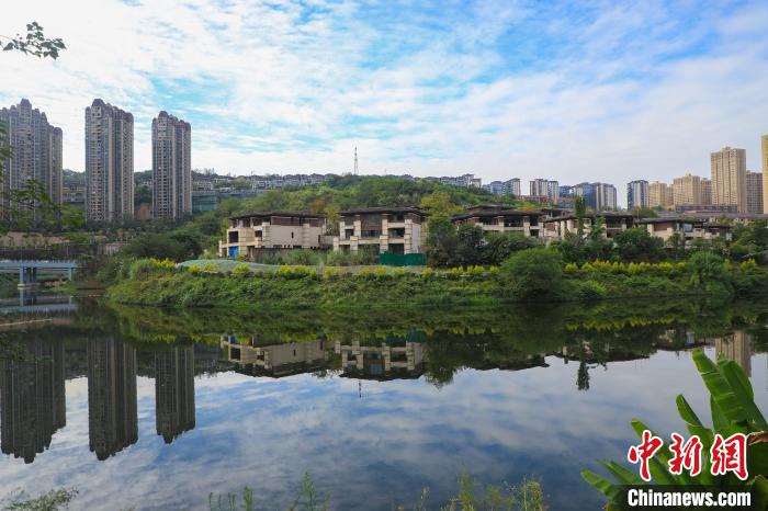 一泓江水跃三峡，重庆如何承担上游生态安全？