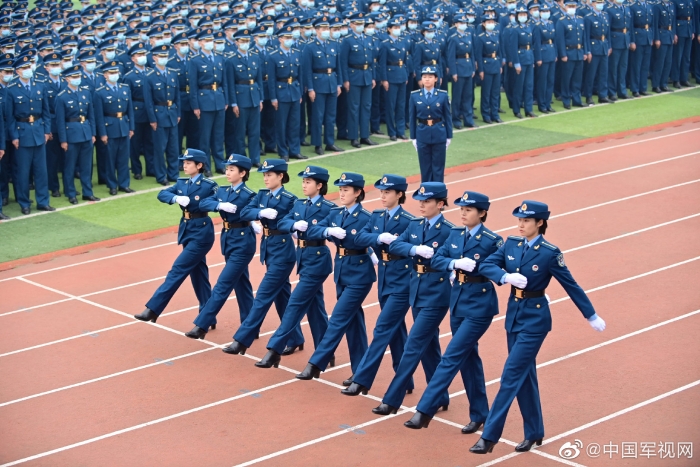 空军军医大学校服图片