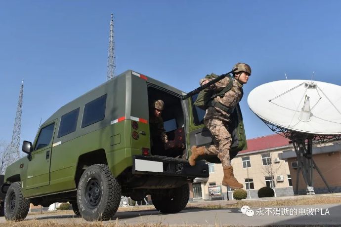 信息通信部隊迅速掀起新年度練兵熱潮向著如期實現建軍一百年奮鬥目標