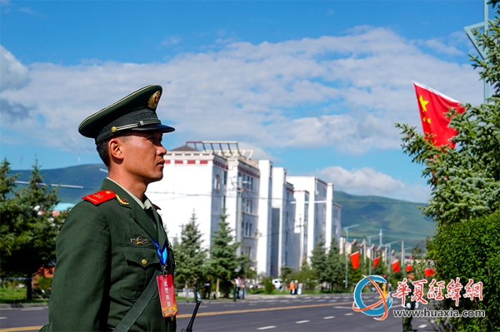 武警战士图片执勤图片