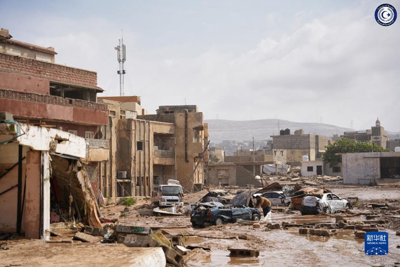 这是9月11日在利比亚东部城市德尔纳拍摄的洪水过后的景象。新华社发（利比亚国民代表大会任命的政府供图）