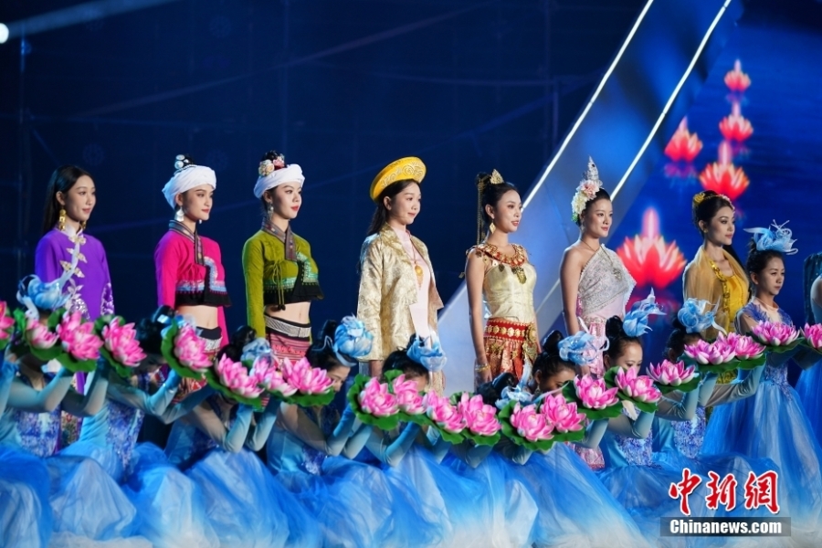 第十一届澜沧江·湄公河流域国家文化艺术节在云南西双版纳开幕