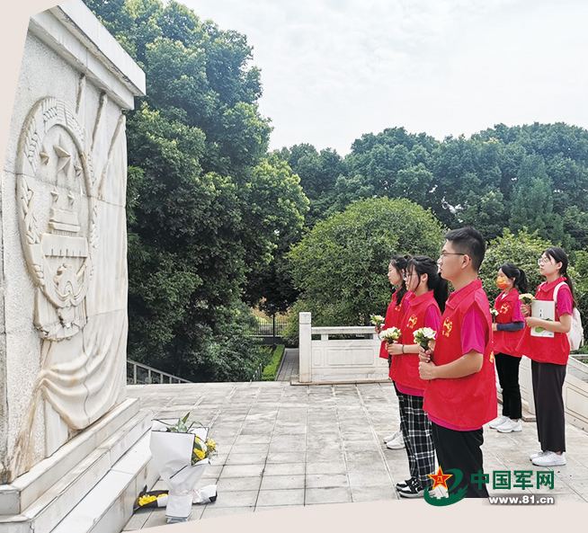 他們繼續以兵的樣子將青春寫在不一樣的戰場