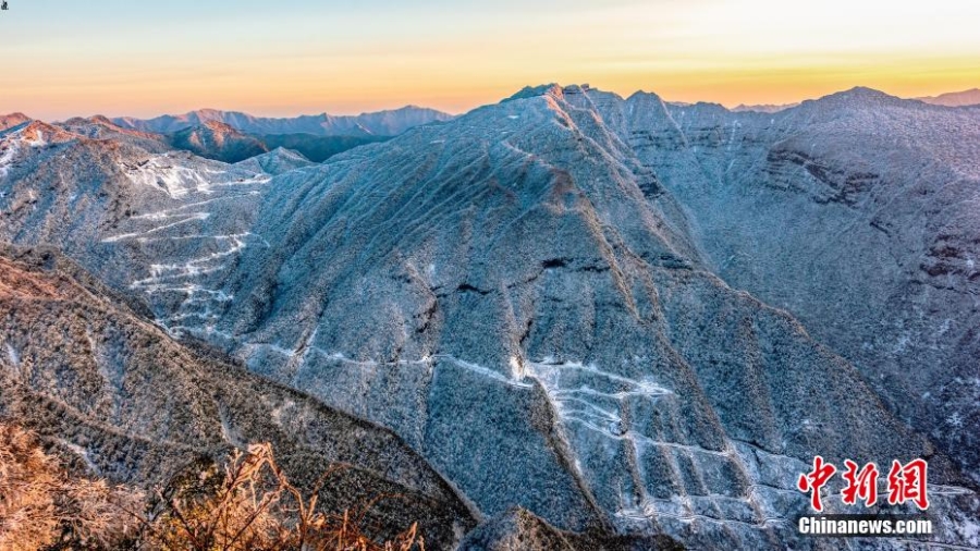 陕西汉中：龙头山冬日雪景宛若童话