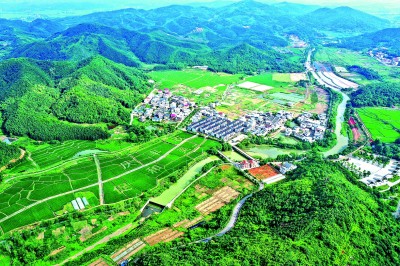 以文塑旅绘新景 且怀诗意赴远方——湖南推进文化和旅游深度融合发展