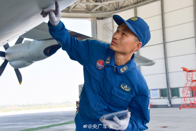 中国海军航空兵服装图片