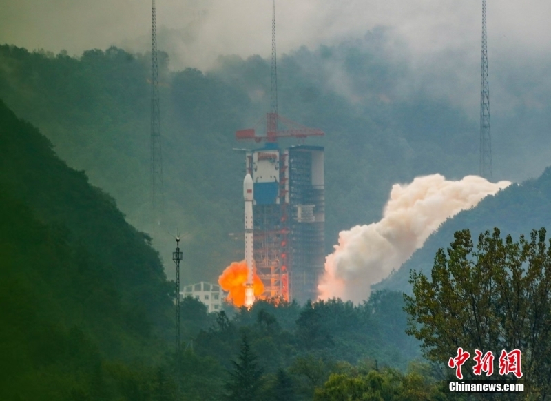 中国成功发射遥感四十三号02组卫星